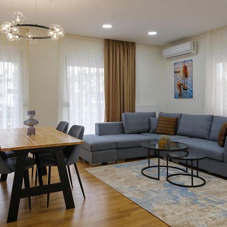 אתונה Magnificent Riviera Residence Vipgreece מראה חיצוני תמונה
